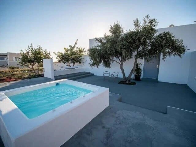 Картинка Majestic Sky Luxury Suites 3*